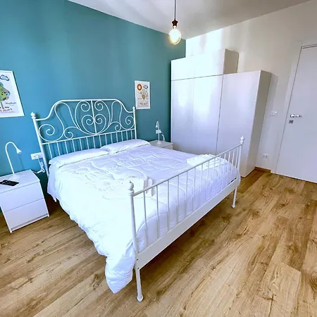 Lovingstresa 2 Brand New