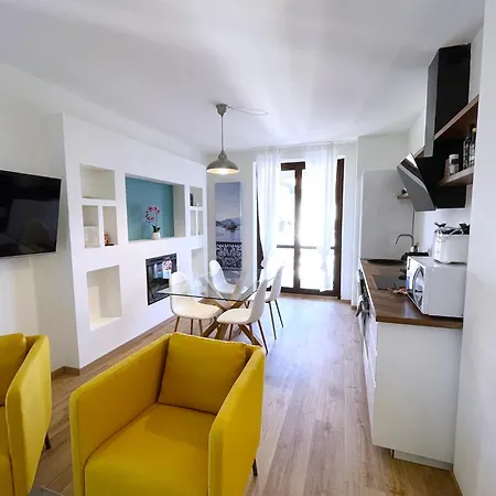 Lovingstresa 2 Brand New *